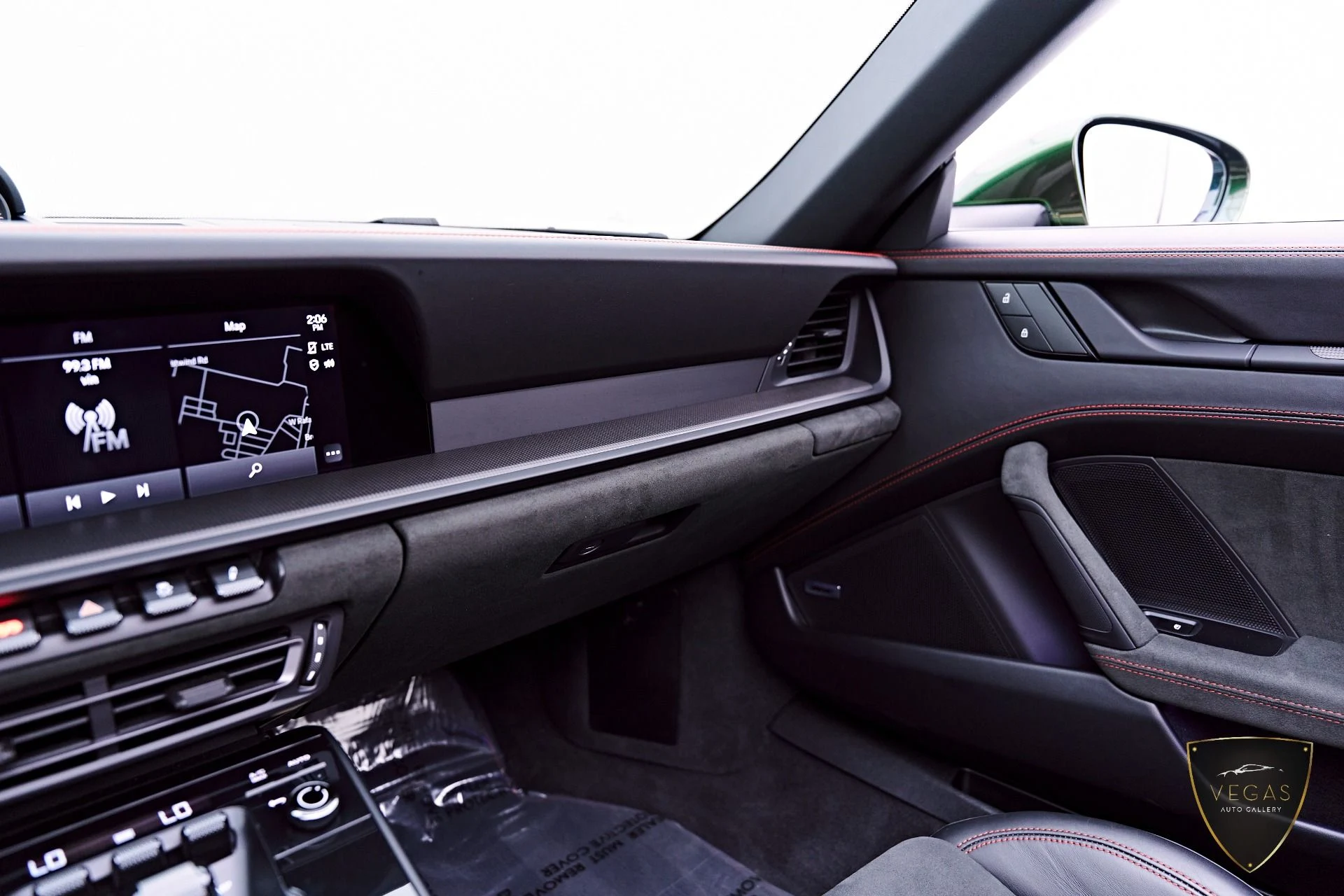 mph096_3009243819_Used_2023_Porsche_911_Targa_4_GTS_1782343520_ad05b78026