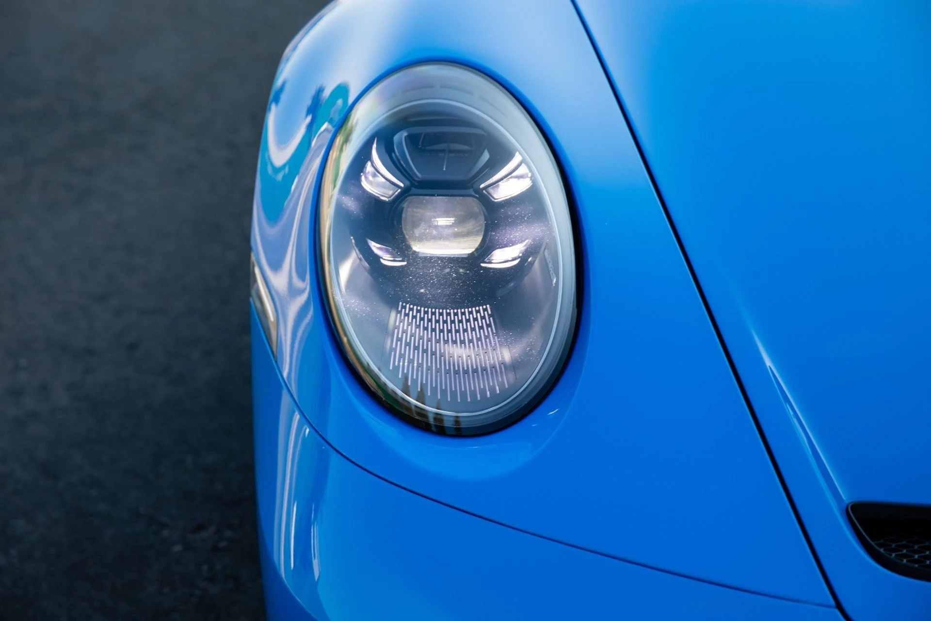 mph096_3042704335_Used_2022_Porsche_911_GT_3_1769043467_74ca26edbc