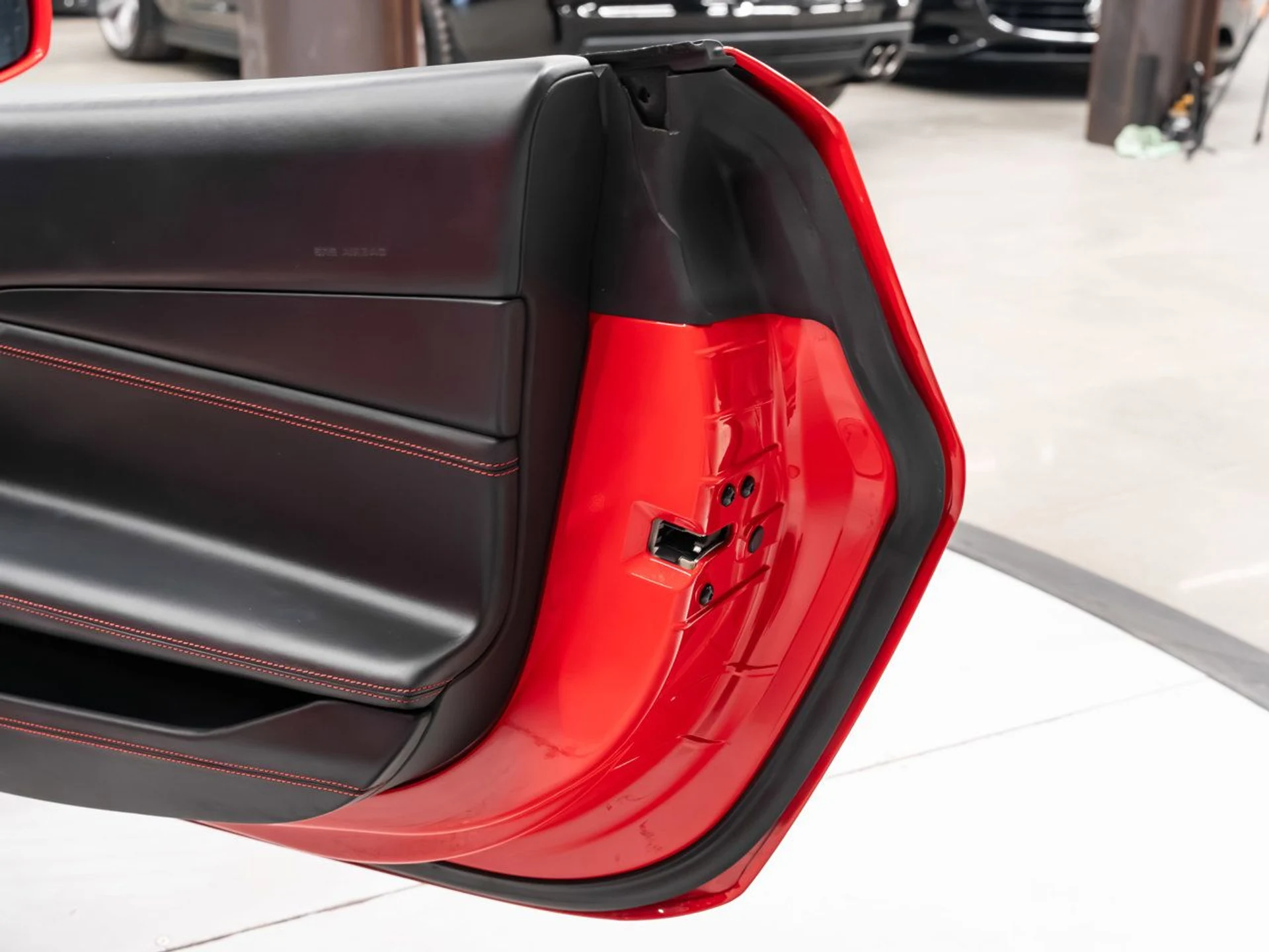 mph096_3071537260_ferrari_488_gtb_2017_9b1766c75c