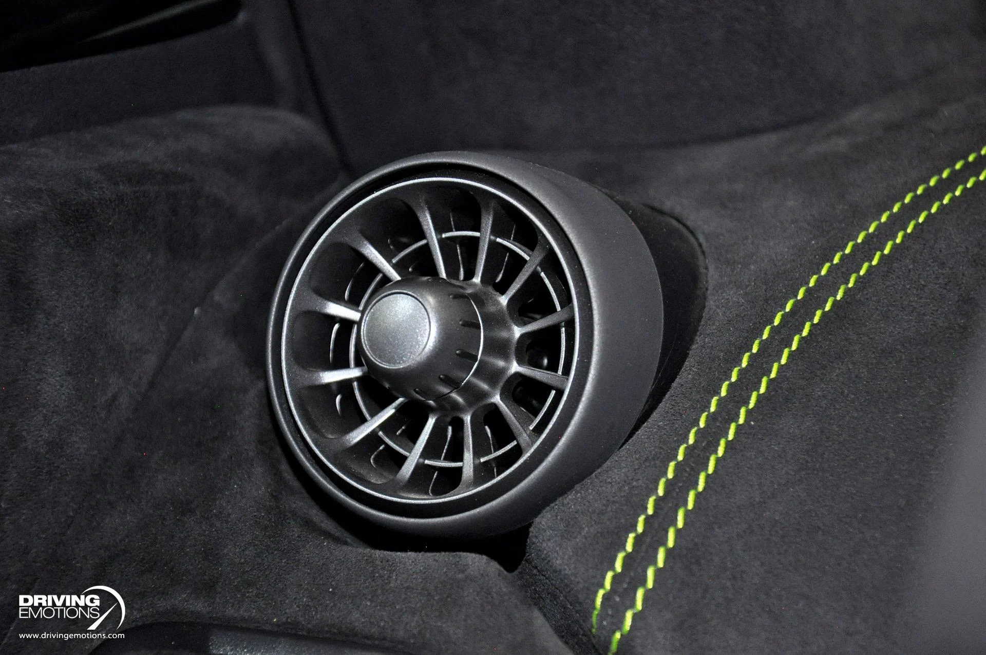 mph096_3398717424_855_p97_l_1fe910703a