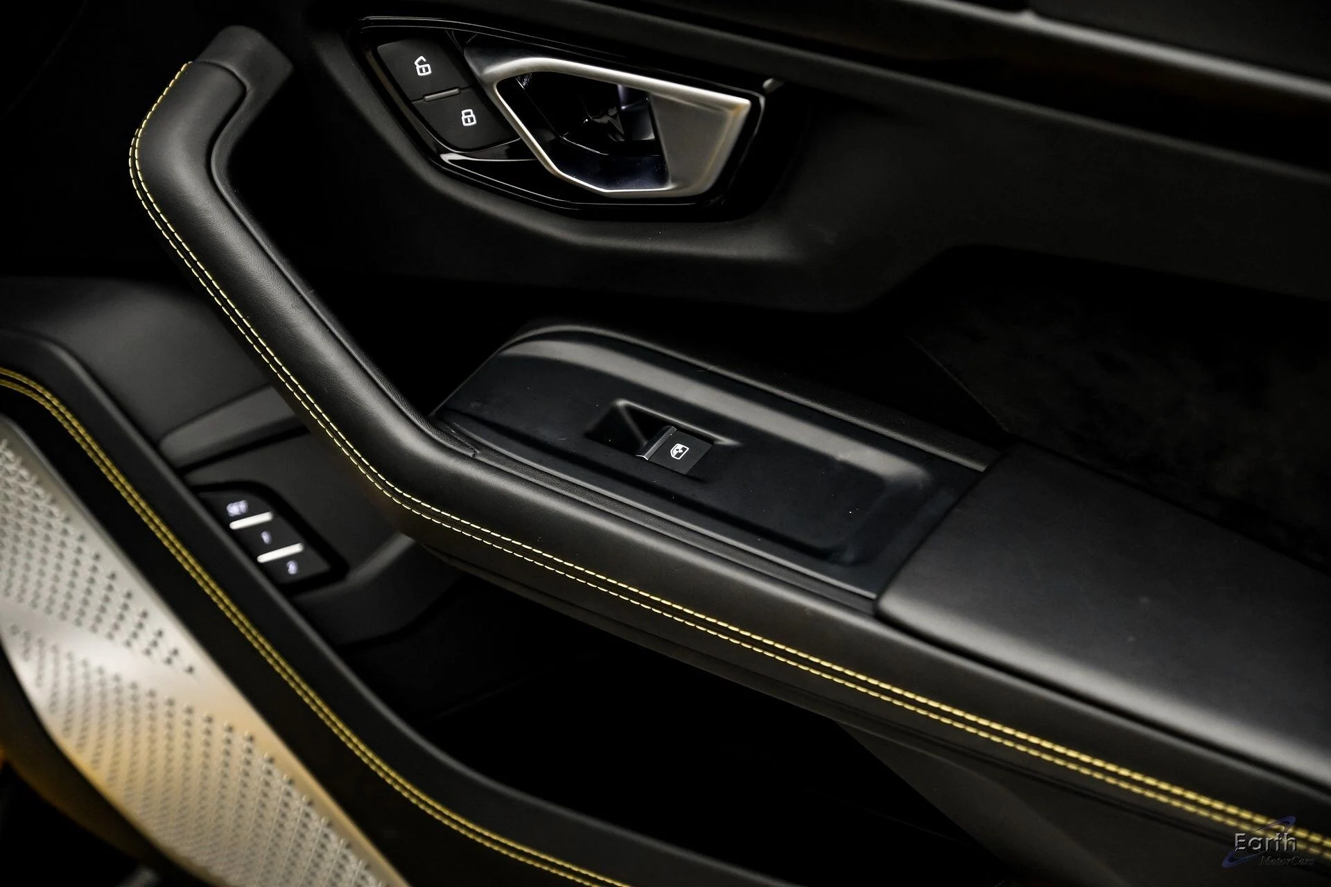 mph096_3809951676_1c117b2a13547573b588981c6df1607cx_1a33913f65