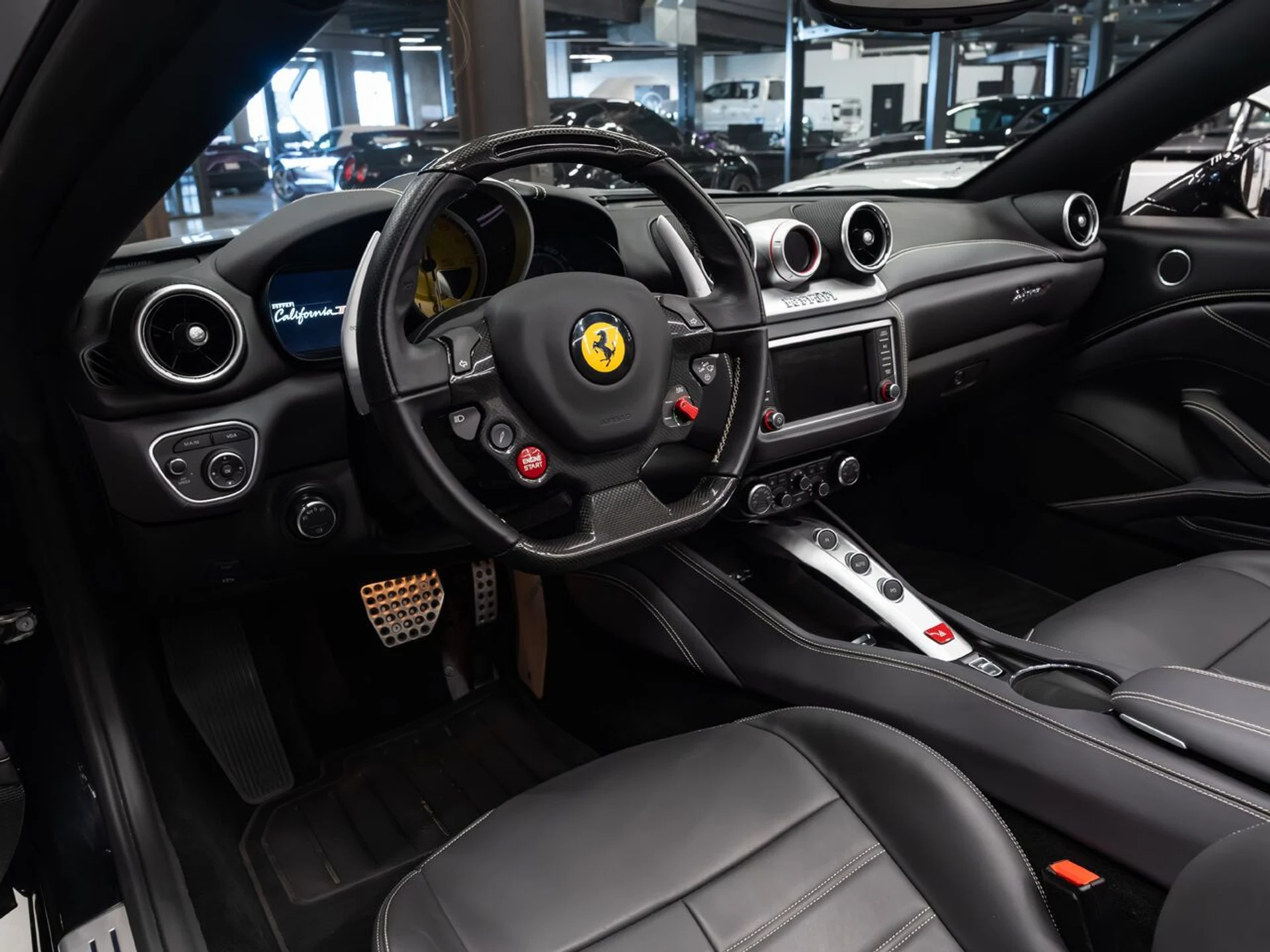 mph096_4212452082_ferrari_california_2015_e61f92fc8c