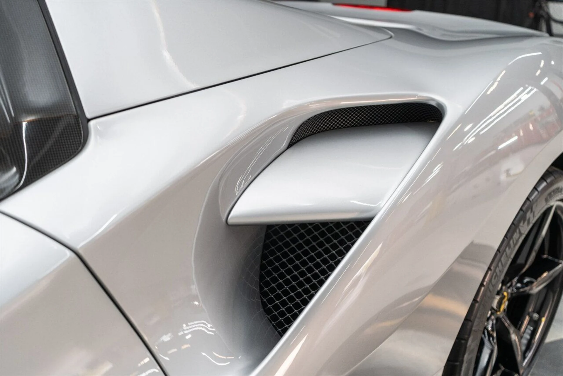 mph096_677297974_128356767f_1280_5abcc31481