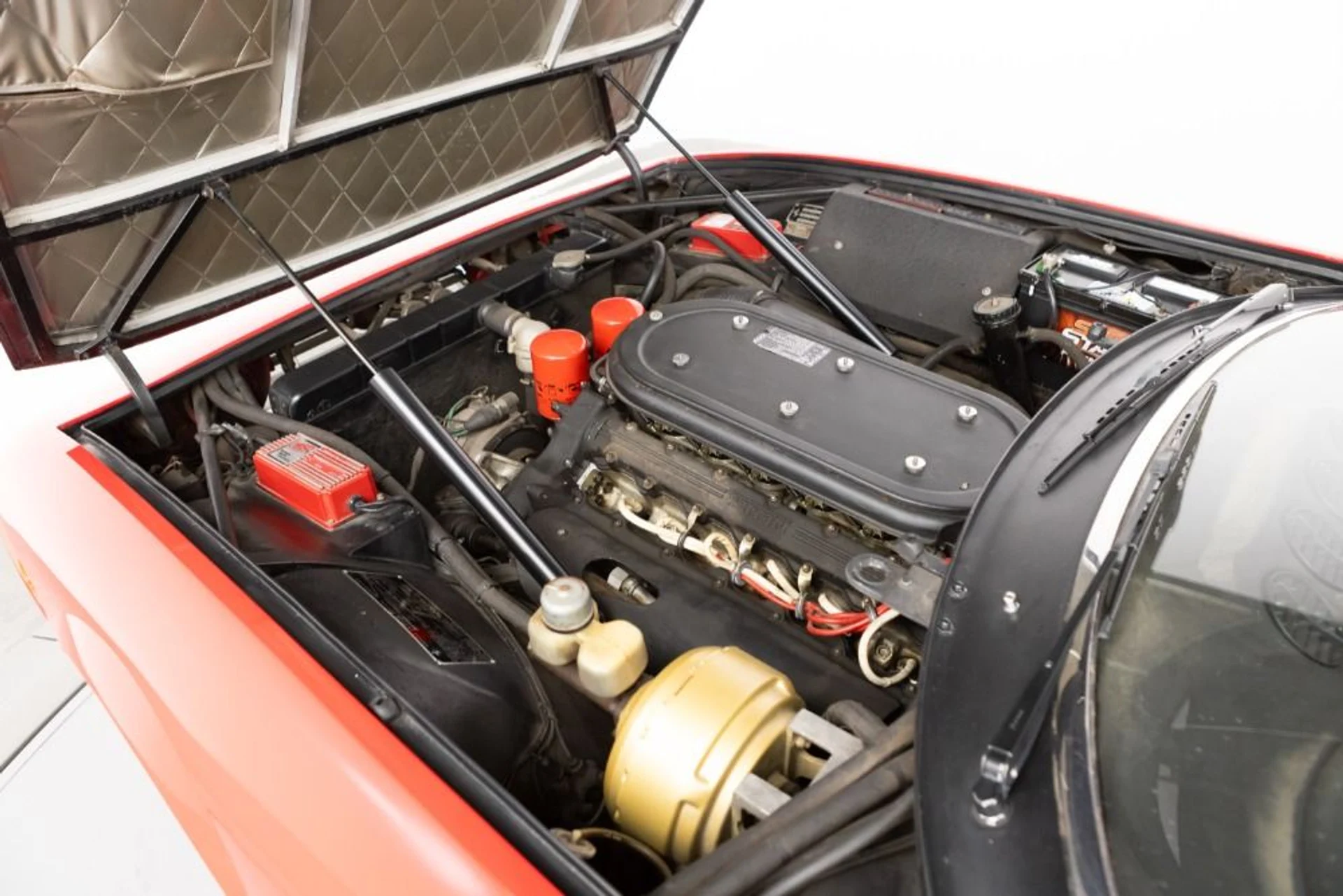 mph097_1280506531_Used_1971_Ferrari_365_GTB_4_5c2243034f