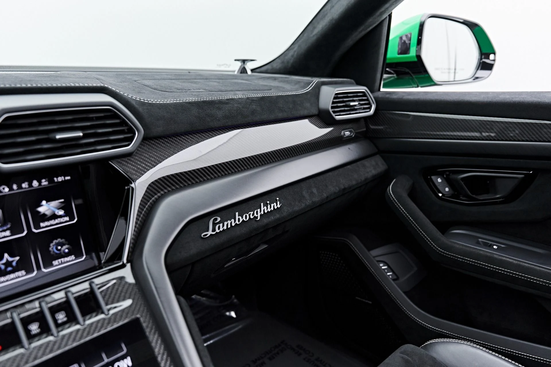 mph097_1890313416_Used_2023_Lamborghini_Urus_Performante_1788571271_6c89414c12