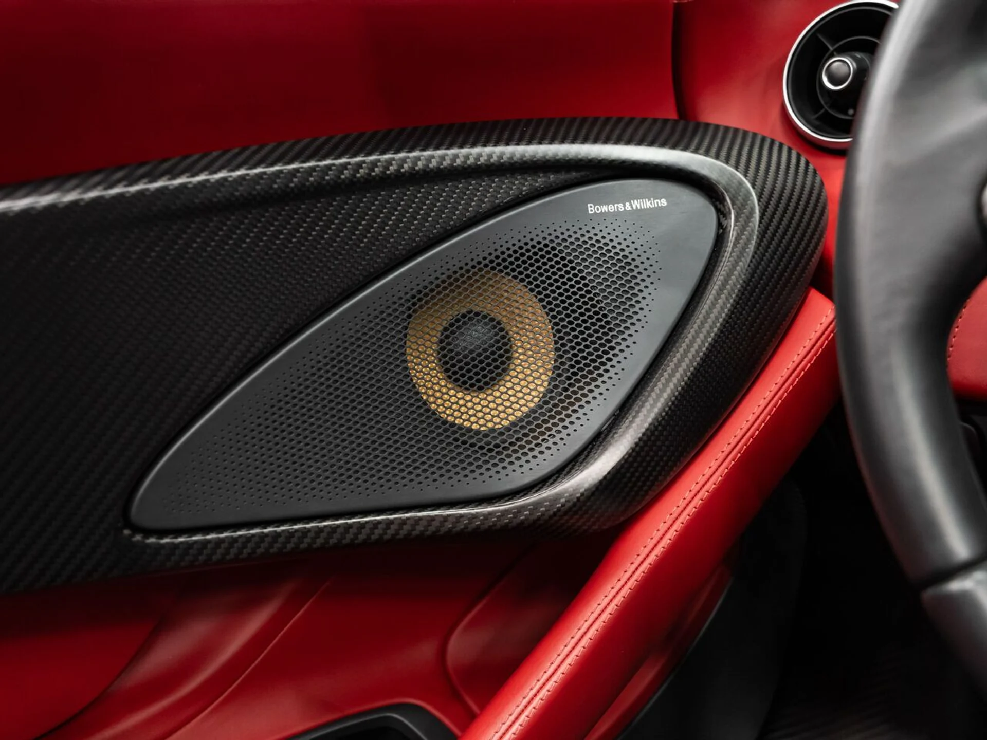 mph097_2026085277_mclaren_570s_2019_c5922f4ebb