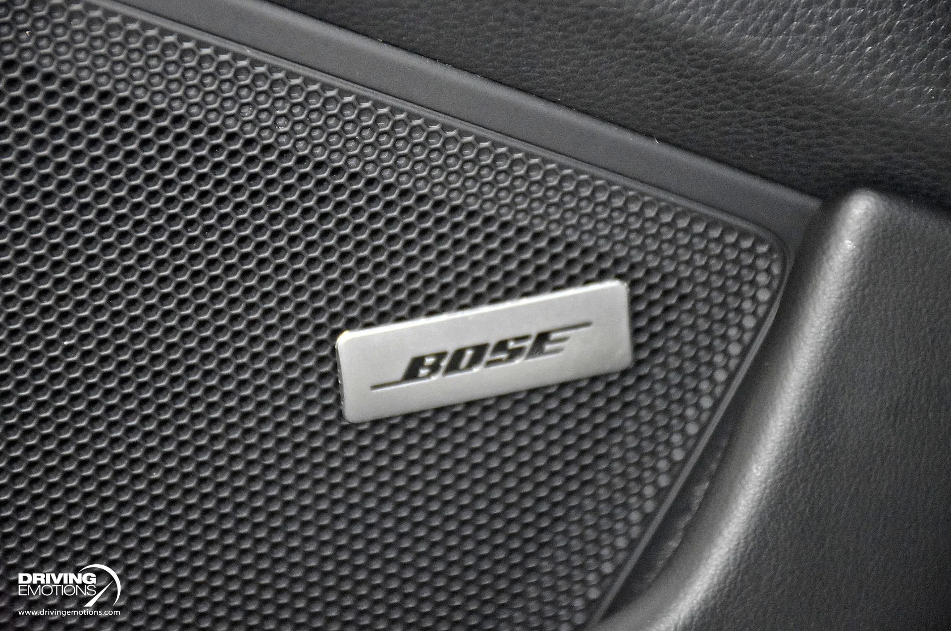 mph097_2144929090_865_p98_l_60e34be70c