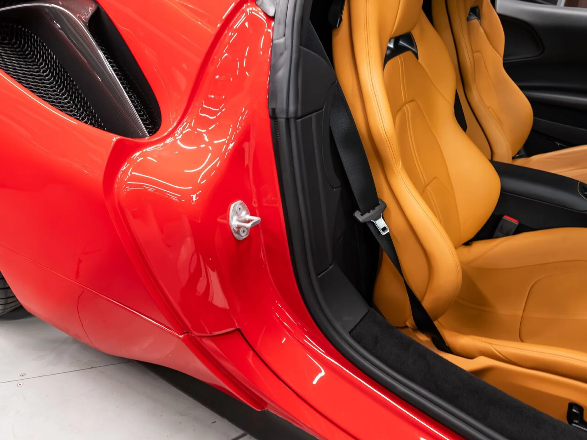 mph097_3043755454_ferrari_sf90_stradale_2023_518e28e80f