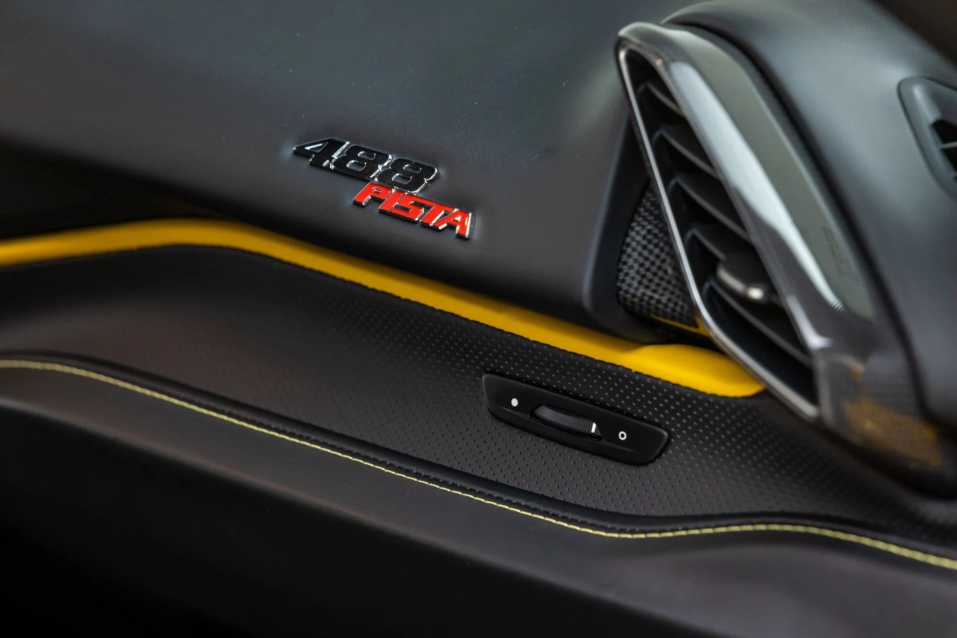 mph097_3048893375_13163_p98_l_67ff62a37a