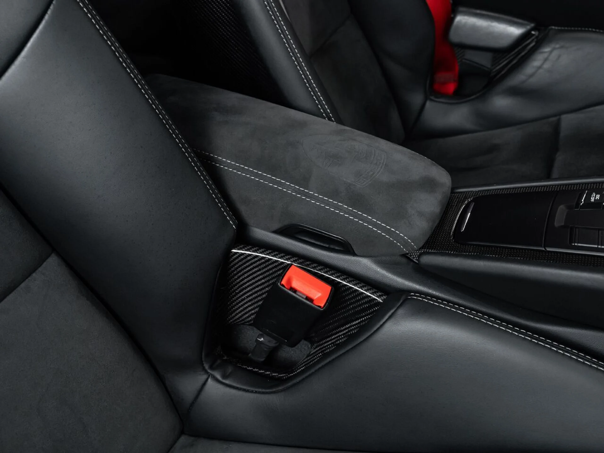 mph097_3173619841_porsche_911_2018_6fb18bc35d