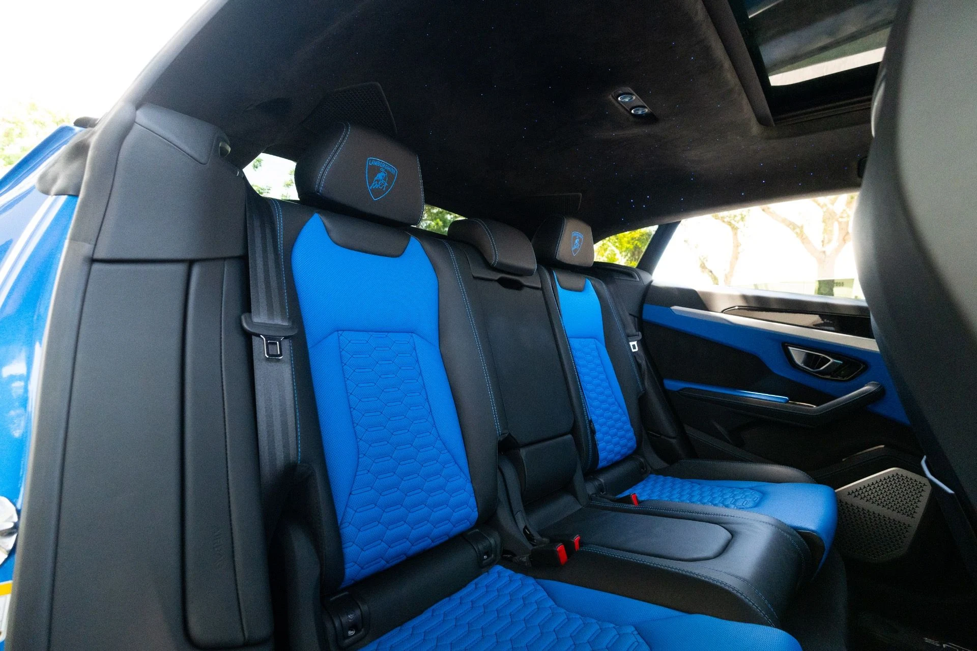 mph097_3385211164_Used_2019_Lamborghini_Urus_1781242066_e99654c4f5