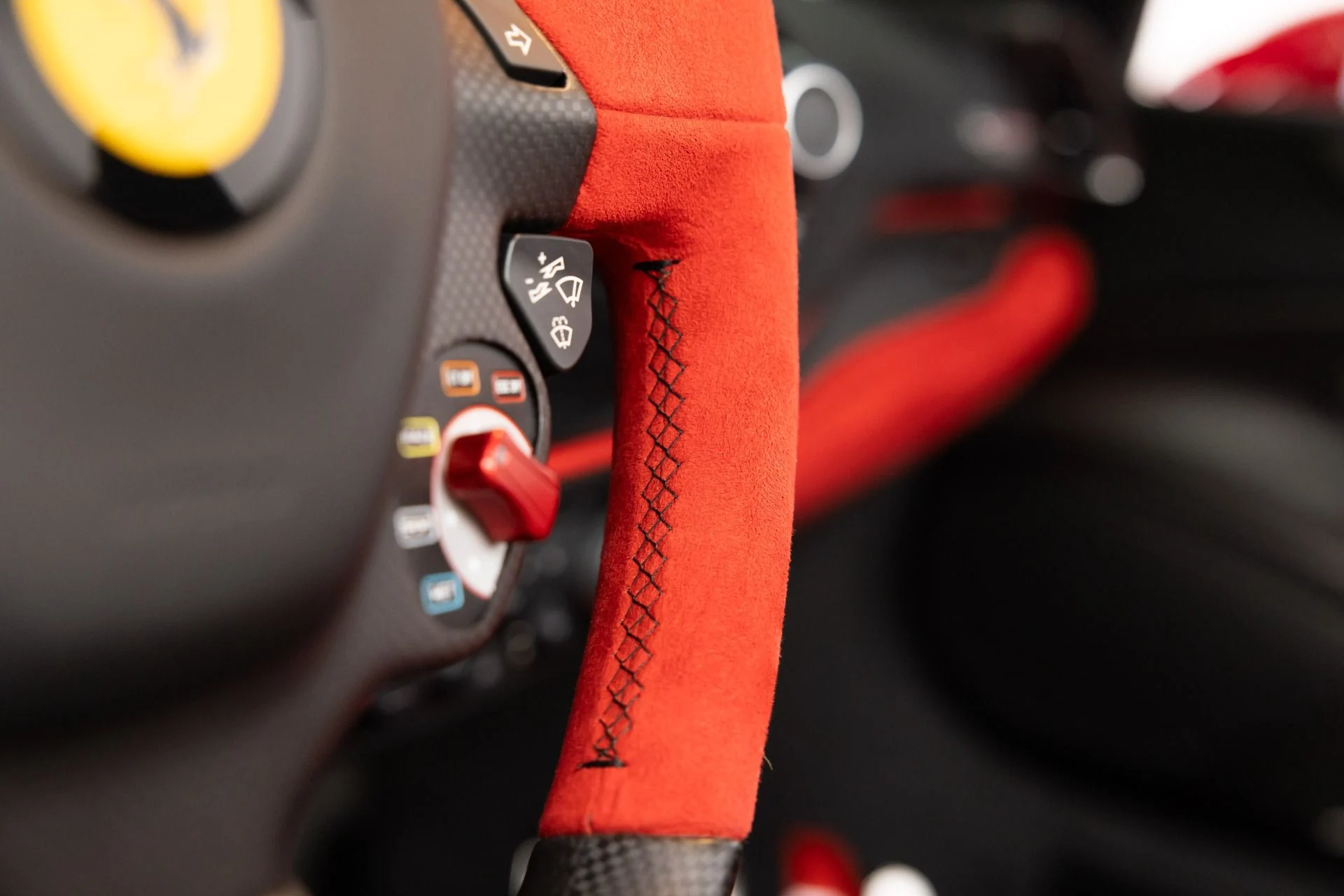 mph097_3892643483_Used_2020_Ferrari_488_Pista_Spider_1786715876_7d71cd1d45