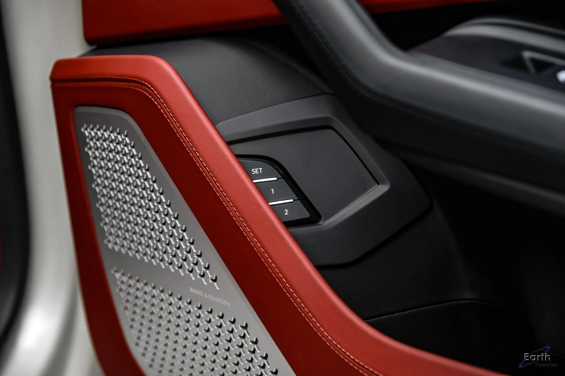 mph097_4142243784_0e18c9b00bf2f09a6018b8ebaccc711ax_ef2cd997b0