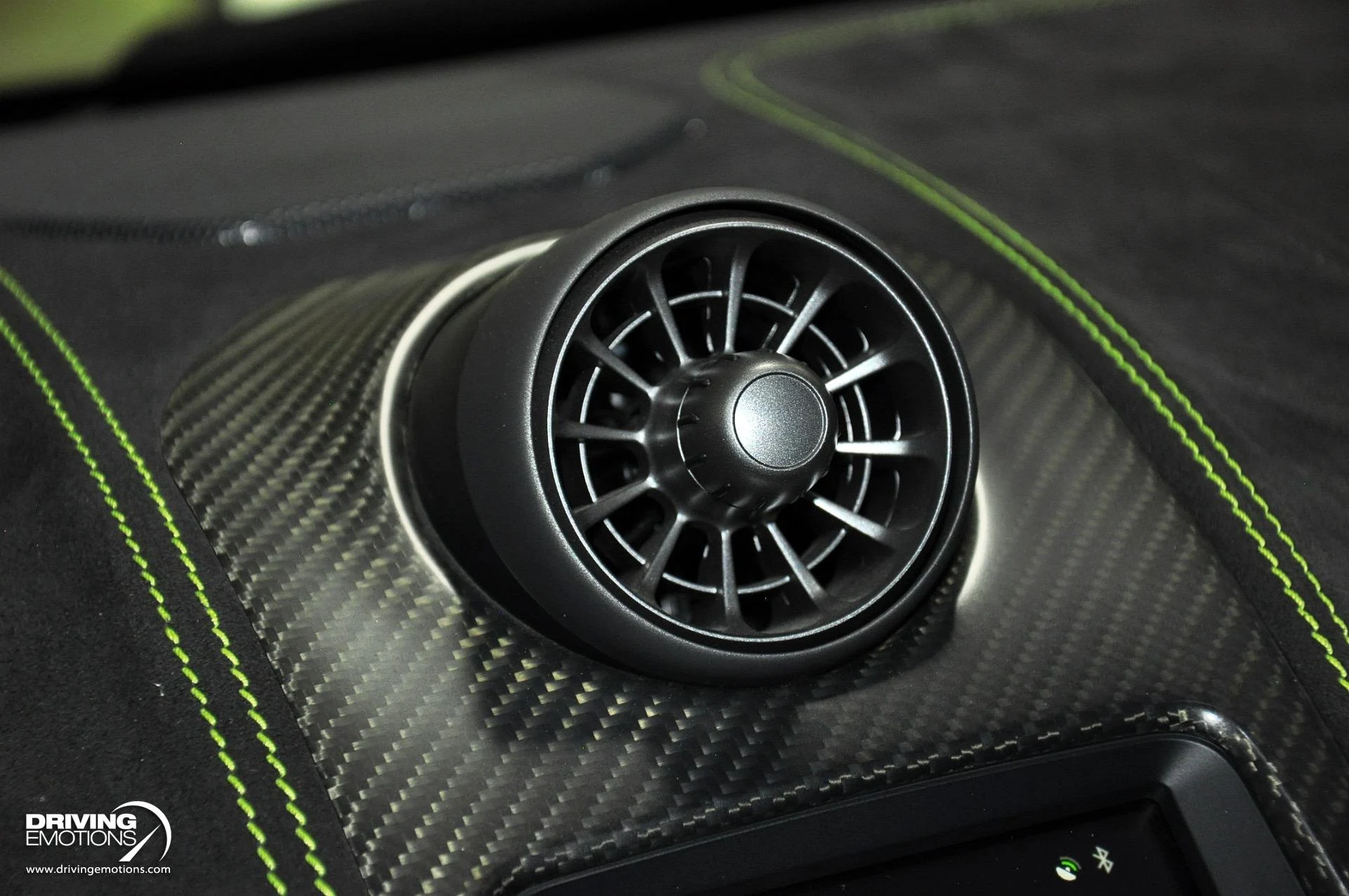 mph097_464344146_855_p98_l_48ec885e5f