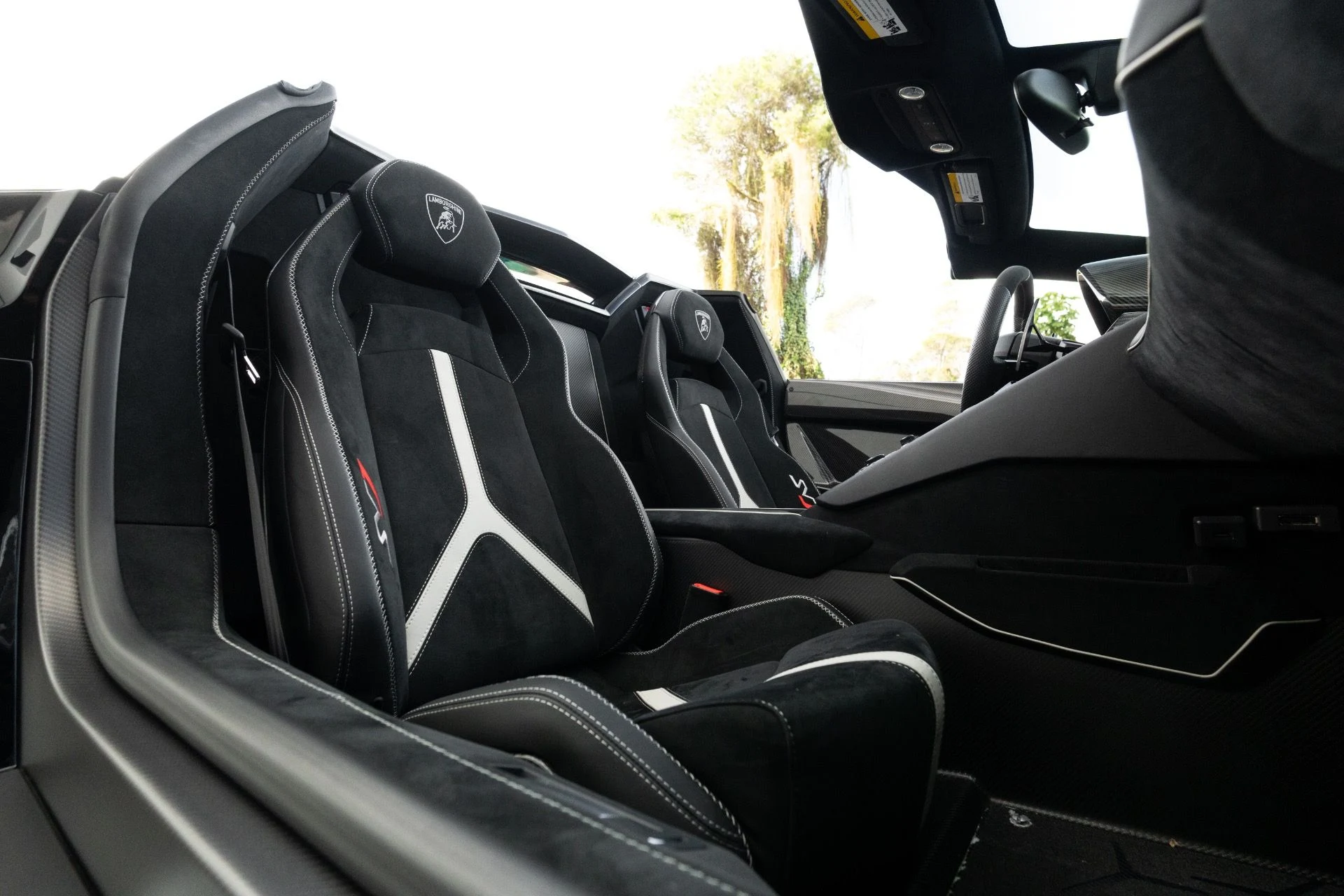 mph097_475163173_Used_2020_Lamborghini_Aventador_LP_770_4_SVJ_Roadster_1766609736_673bb68ee0