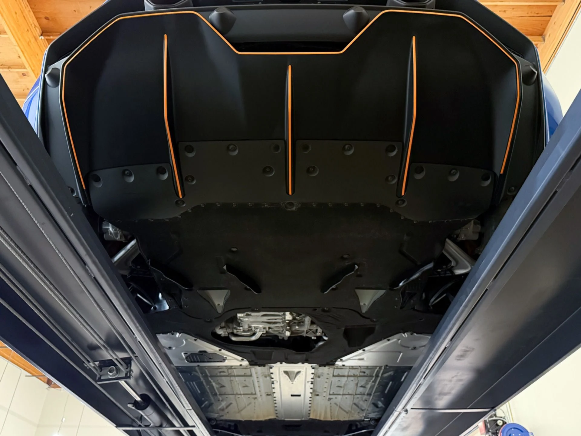 mph097_48652646_Used_2023_Lamborghini_Huracan_Tecnica_1784830916_802d685141