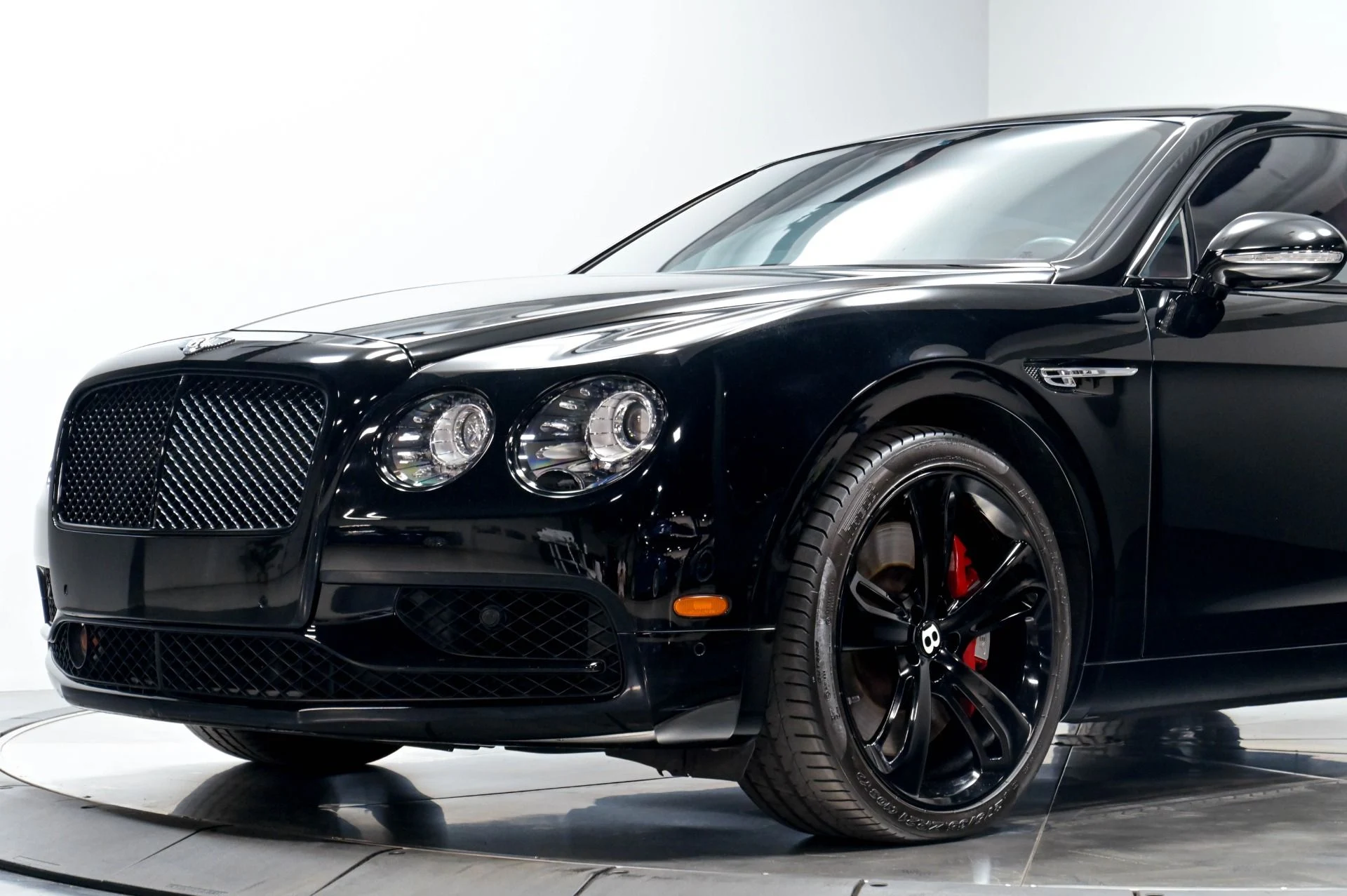 mph098_139085140_Used_2017_Bentley_Flying_Spur_W12_S_1782583031_2054b9c8e8