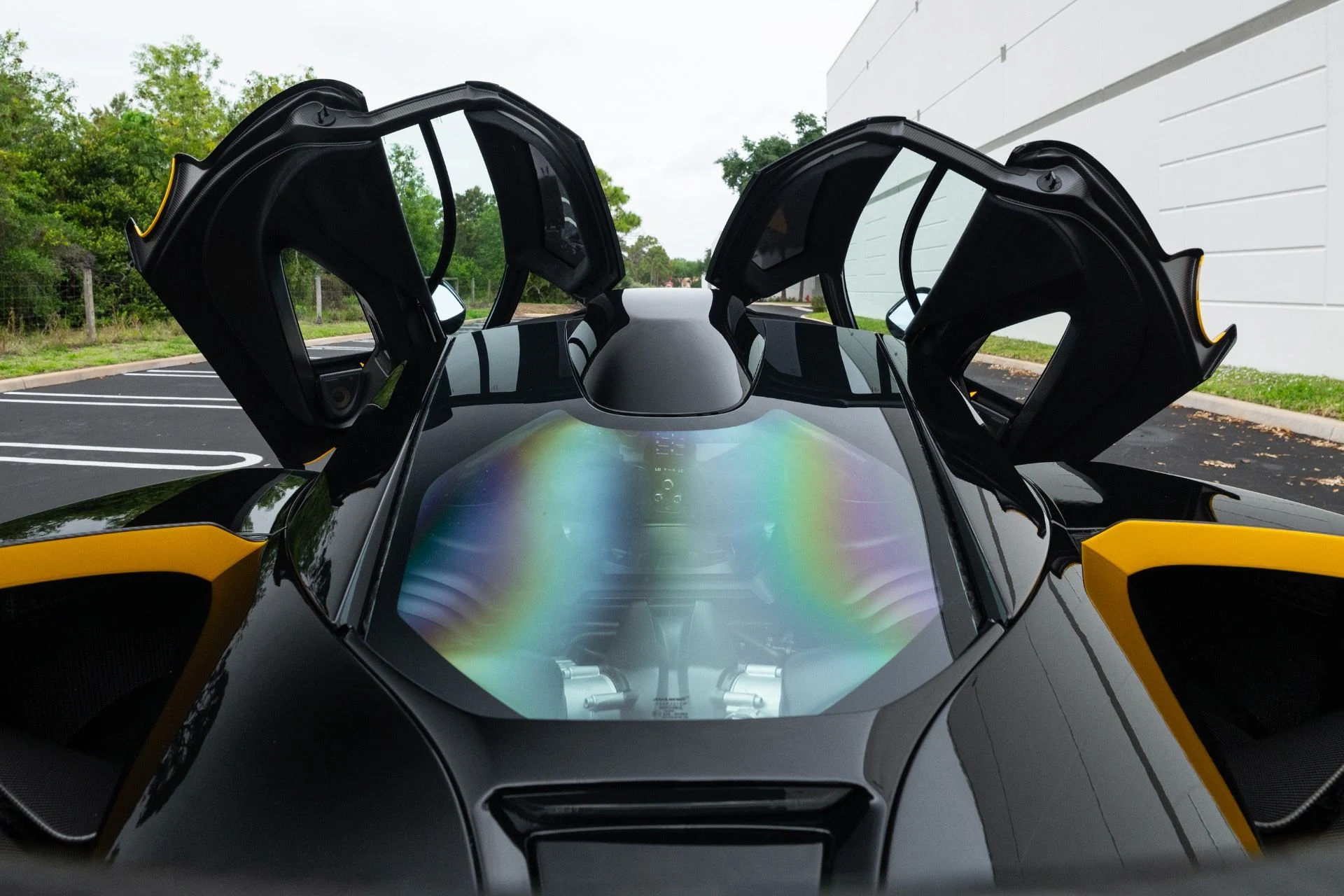 mph098_1524066152_Used_2019_Mc_Laren_Senna_1775186485_fb97870a9a