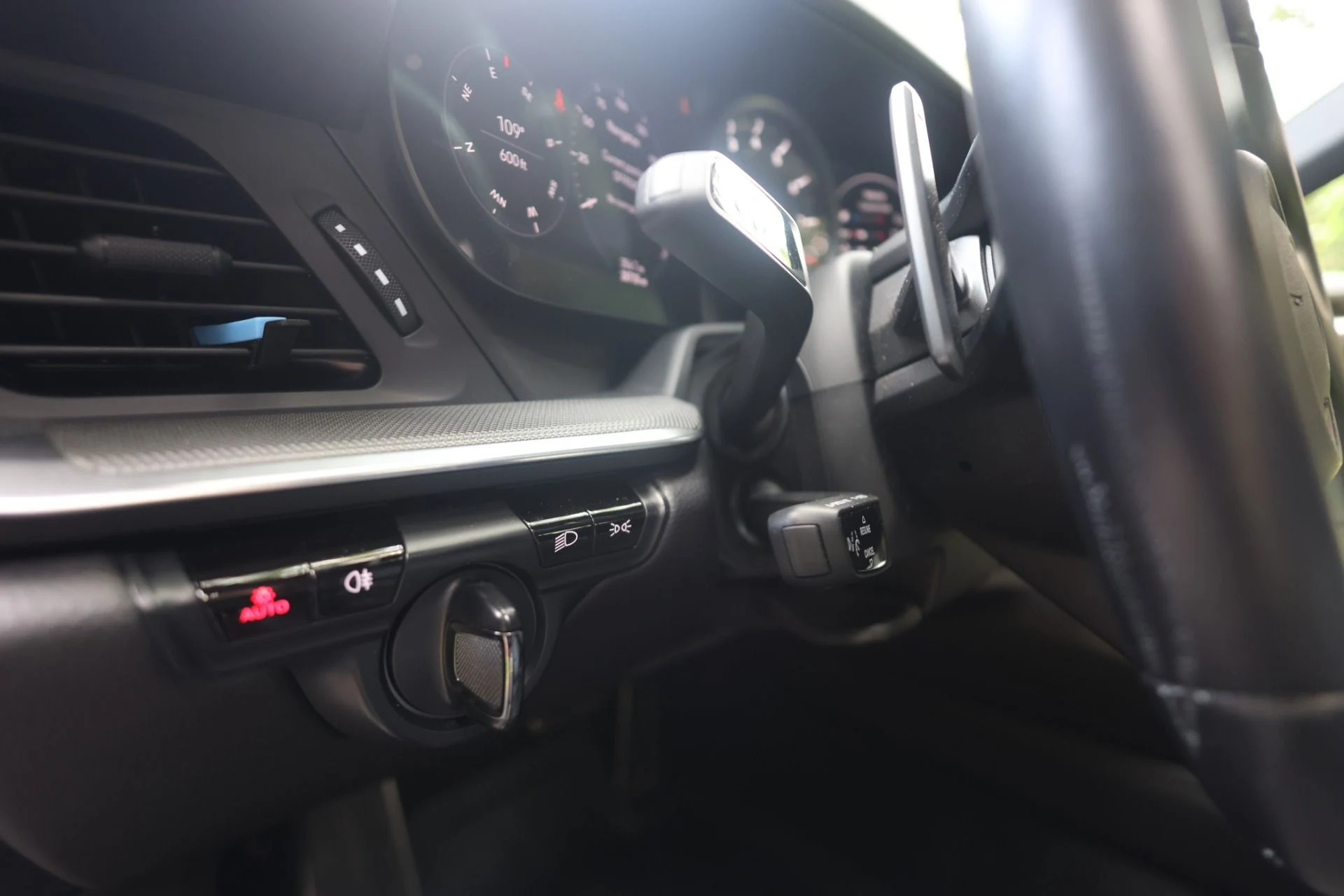 mph098_1764802175_Used_2021_Porsche_911_Carrera_4_S_1782945457_31a0036320