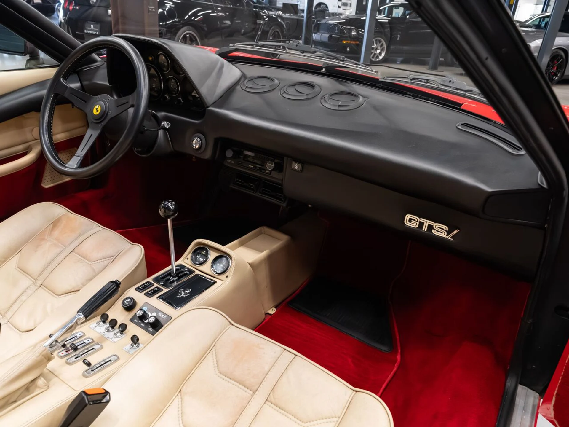 mph098_1827286510_ferrari_308_gtsi_1982_99d9a0b1c3