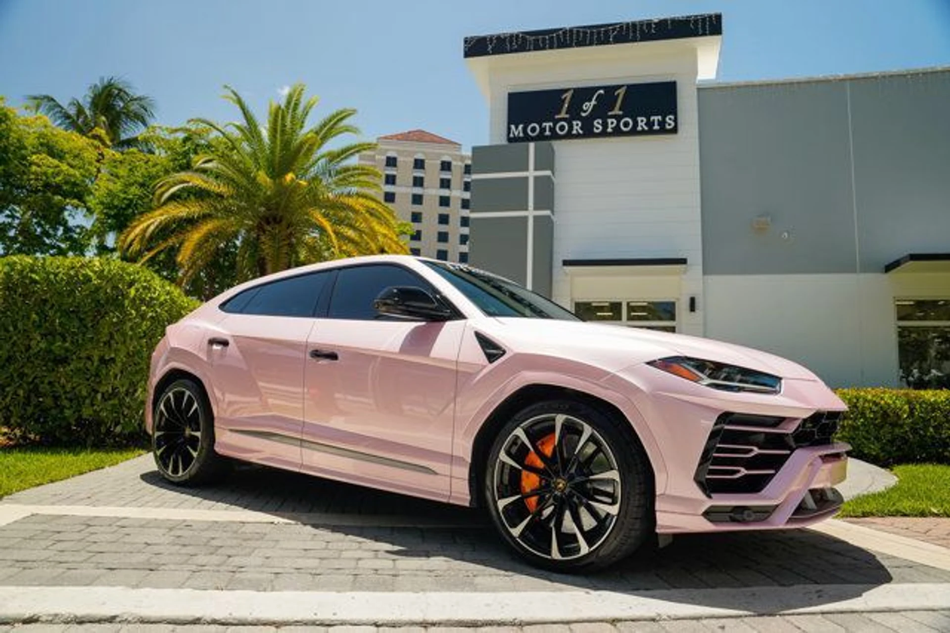 mph098_1853168491_used_2021_lamborghini_urus_awd_14354_22713615_99_640_c87618f897