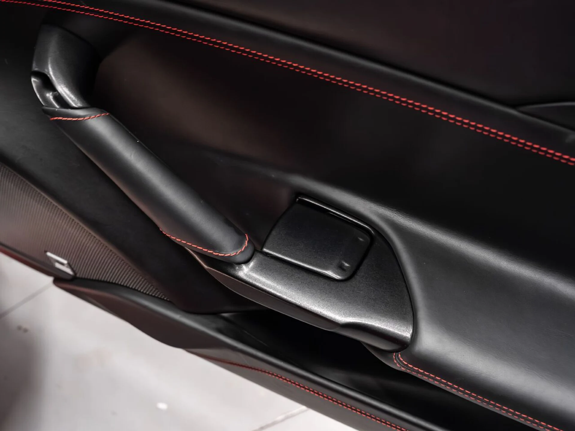 mph098_1978865429_ferrari_488_gtb_2017_f6f79fb501