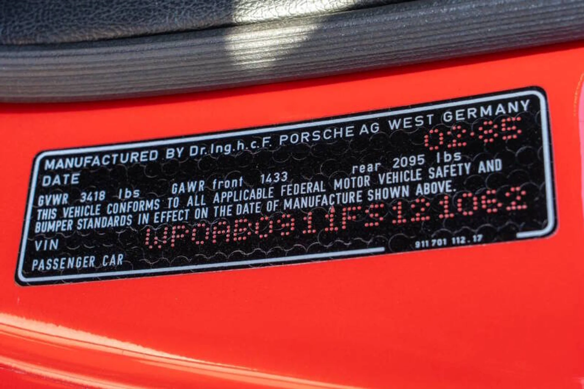 mph098_214901535_1985_porsche_911_carrera_2dr_coupe_ee679e9599