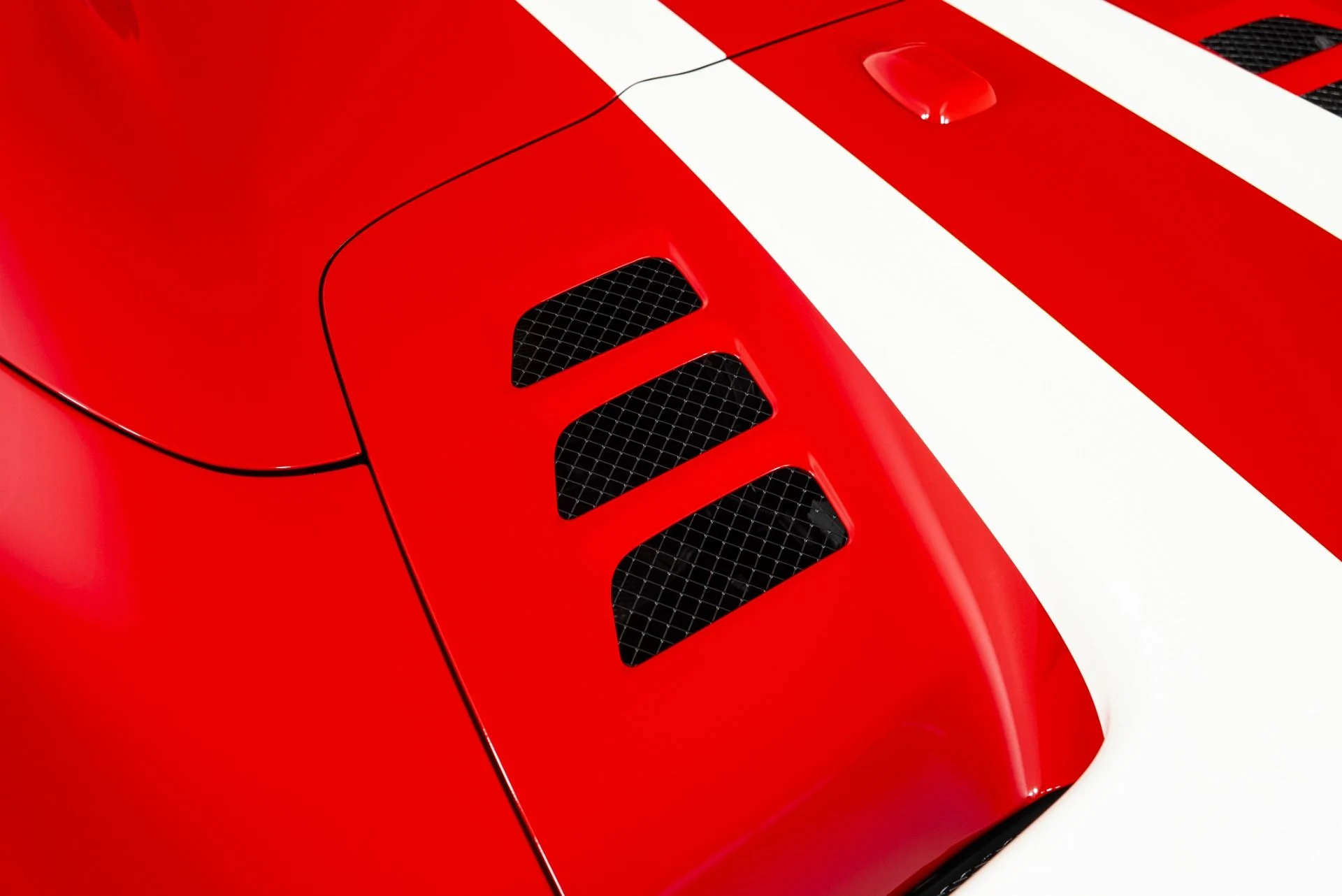 mph098_2154899415_Used_2015_Ferrari_458_Speciale_Aperta_1760122923_062b3fbc84