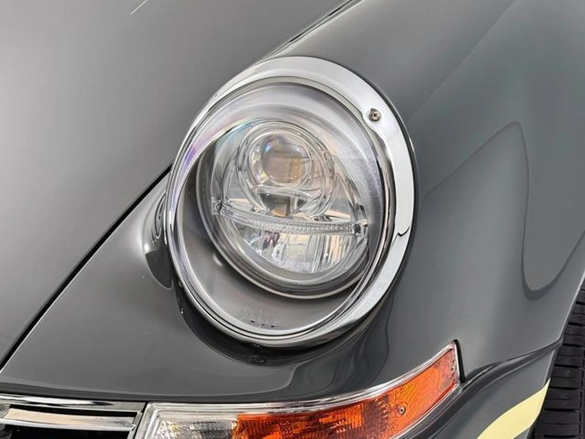 mph098_2180949320_el_K0_Kf_W_Zev_G_Uxe_I_Hm_HJ_6_ERZ_Wf4_E_2072179939