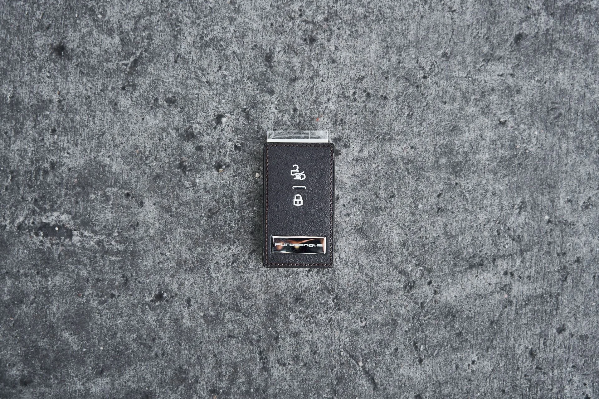 mph098_2526470520_Used_2026_Ferrari_Purosangue_1771462179_2ca10ed4e8