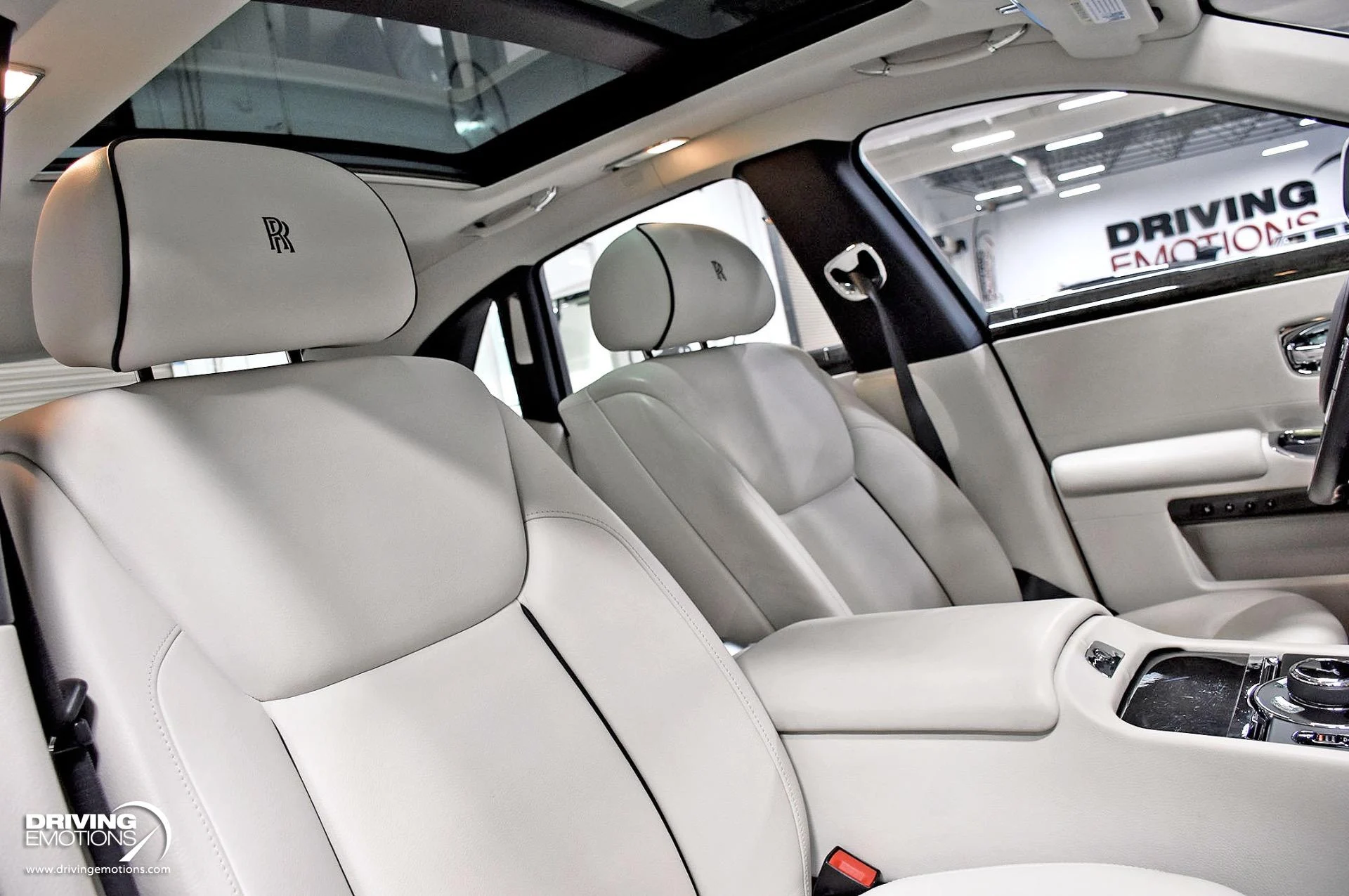 mph098_2745317540_872_p99_l_19e5c8fa02