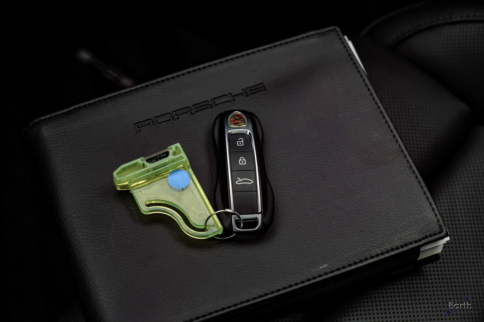 mph098_3001667580_694419d711c67ba15e5ef09a81749e3bx_4a8efd1b0e