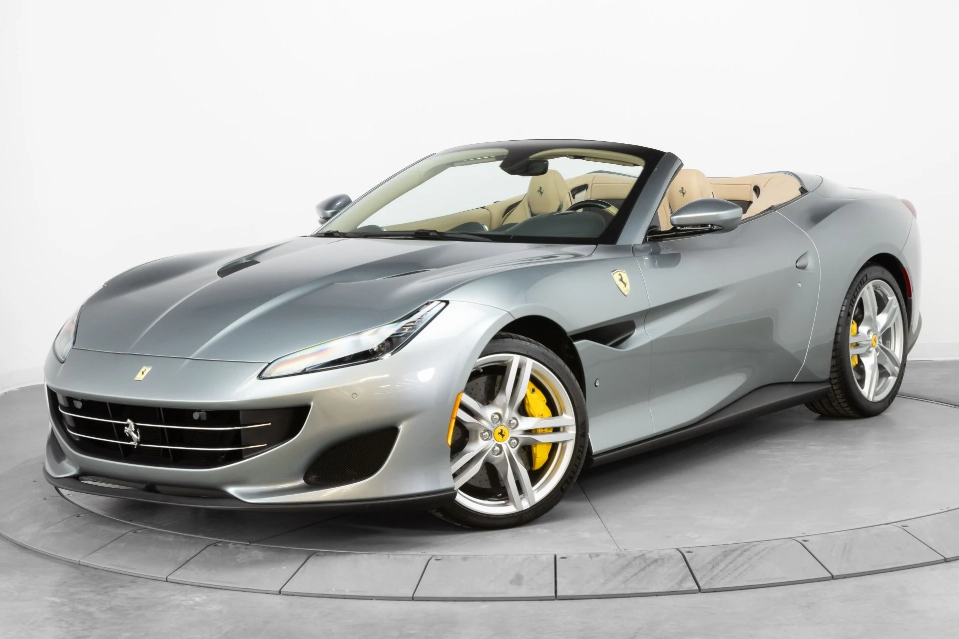 mph098_3438778987_Used_2019_Ferrari_Portofino_1792420414_f8f79bf68a