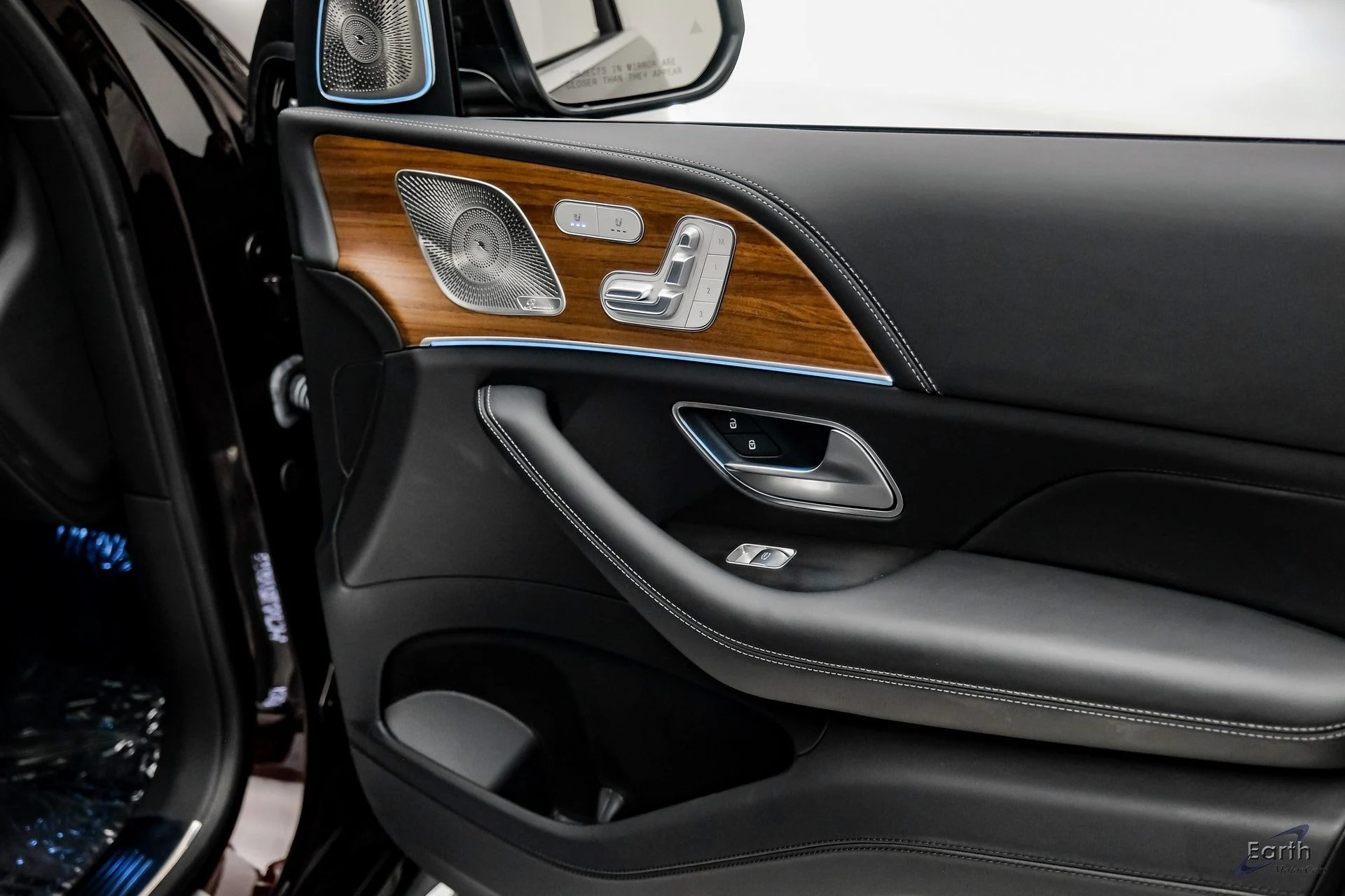 mph098_3497575936_498d5b63b31e8d7b4bd8e52454af4a41x_f18ef4ebf8