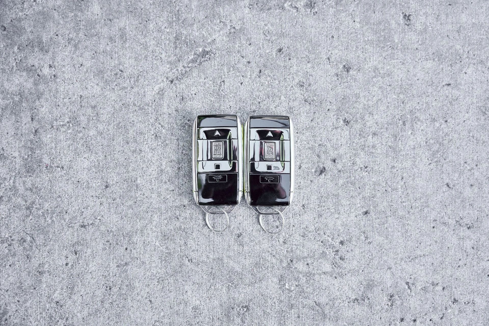 mph098_3545435491_Used_2024_Rolls_Royce_Cullinan_Base_1773162734_ee14735d73