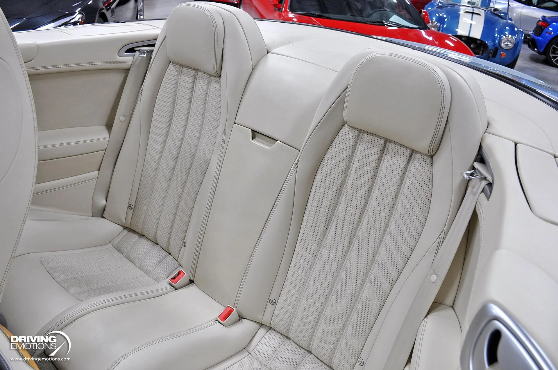 mph098_3559102789_886_p99_l_13b0be7c85