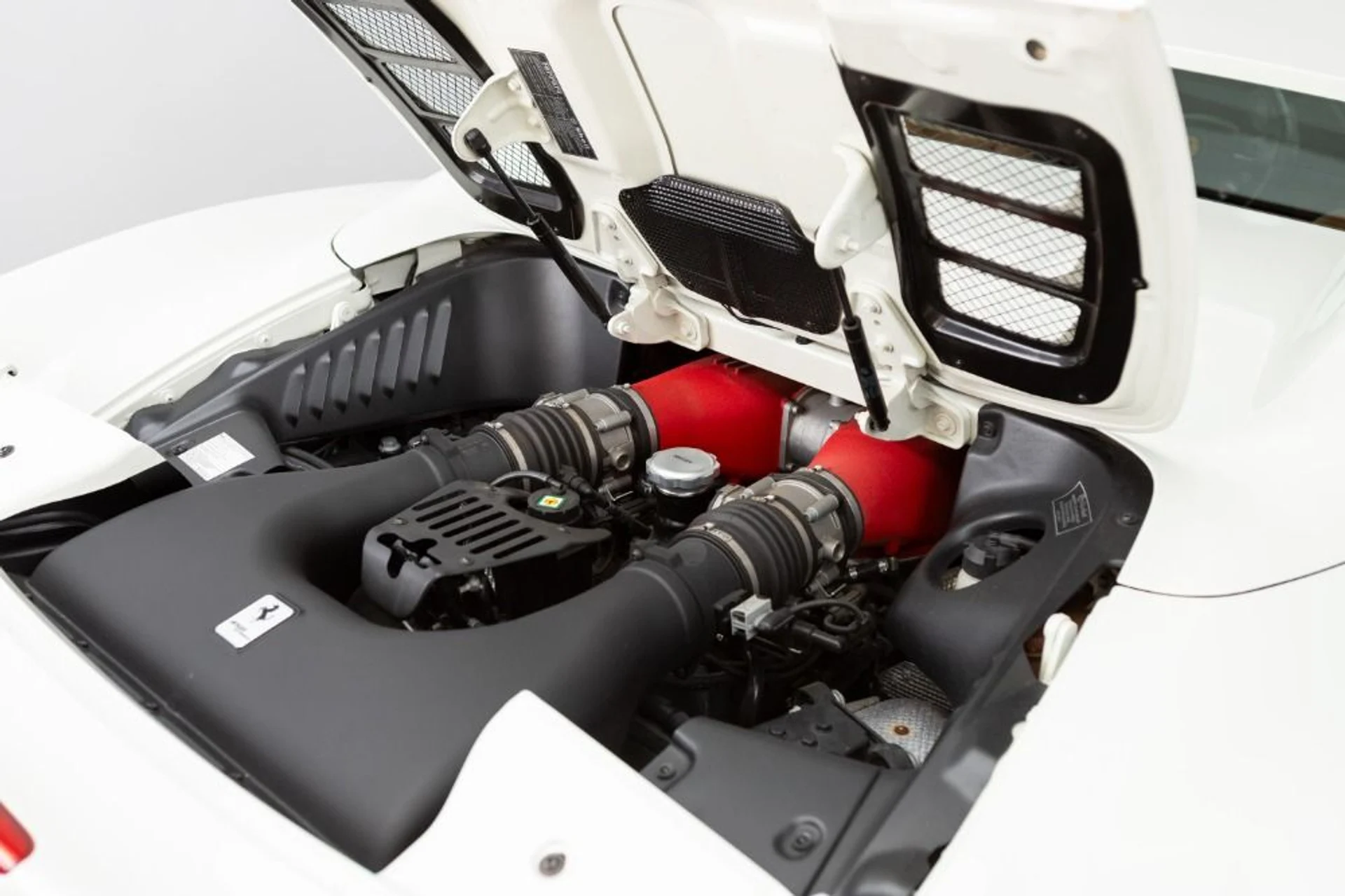 mph098_473865750_Used_2014_Ferrari_458_Spider_1788551476_21215f770c