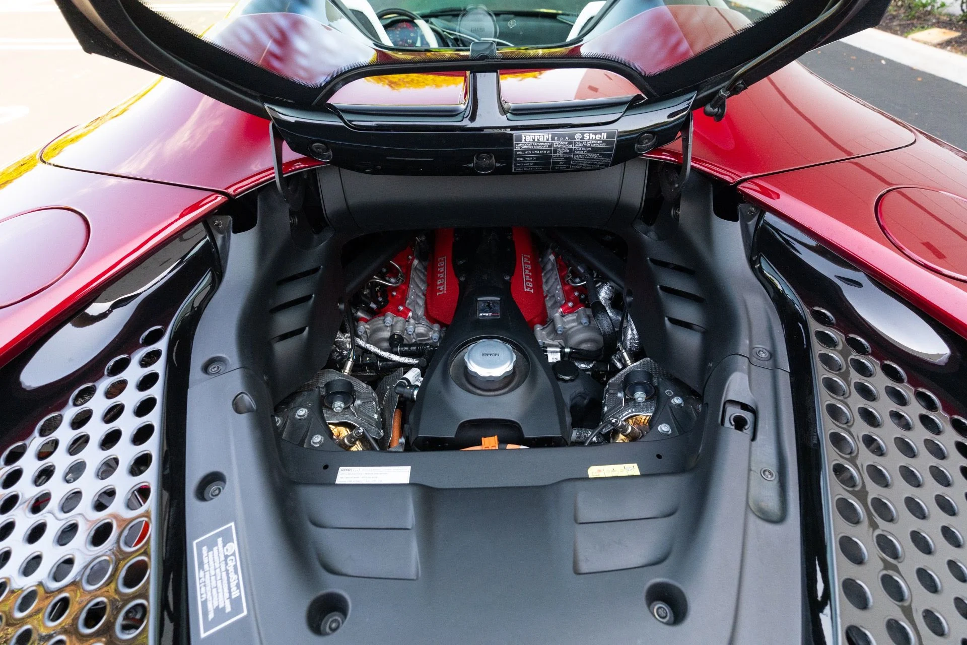 mph098_581497712_Used_2024_Ferrari_SF_90_Spider_1774456921_97c4bc22a7