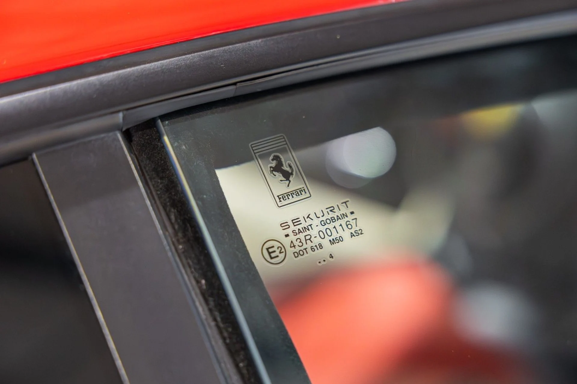 mph098_713004691_LA_60b178d325