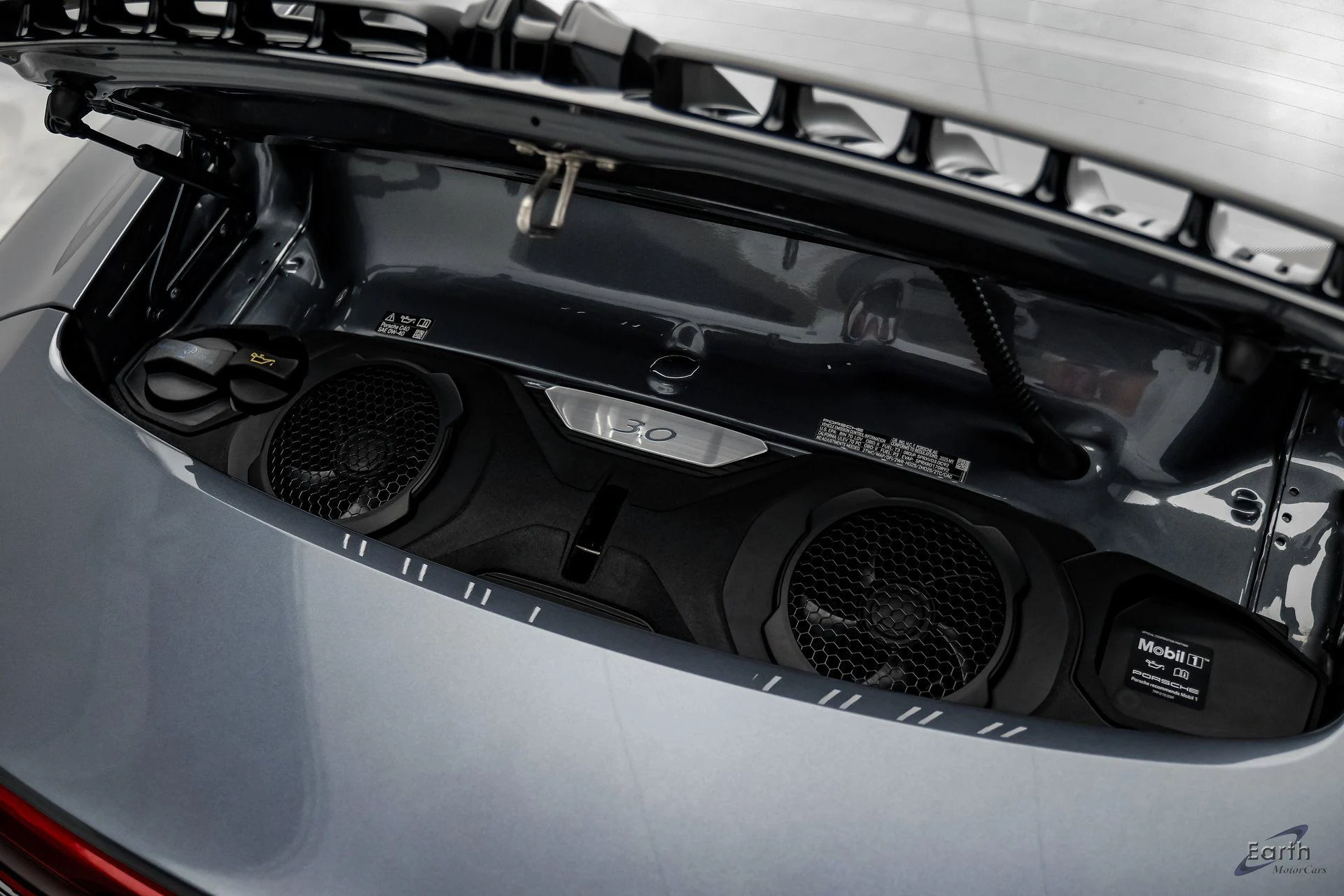 mph098_813680662_c6a56b523d5c7acc94b1deabdbfbce29x_baf8daa392