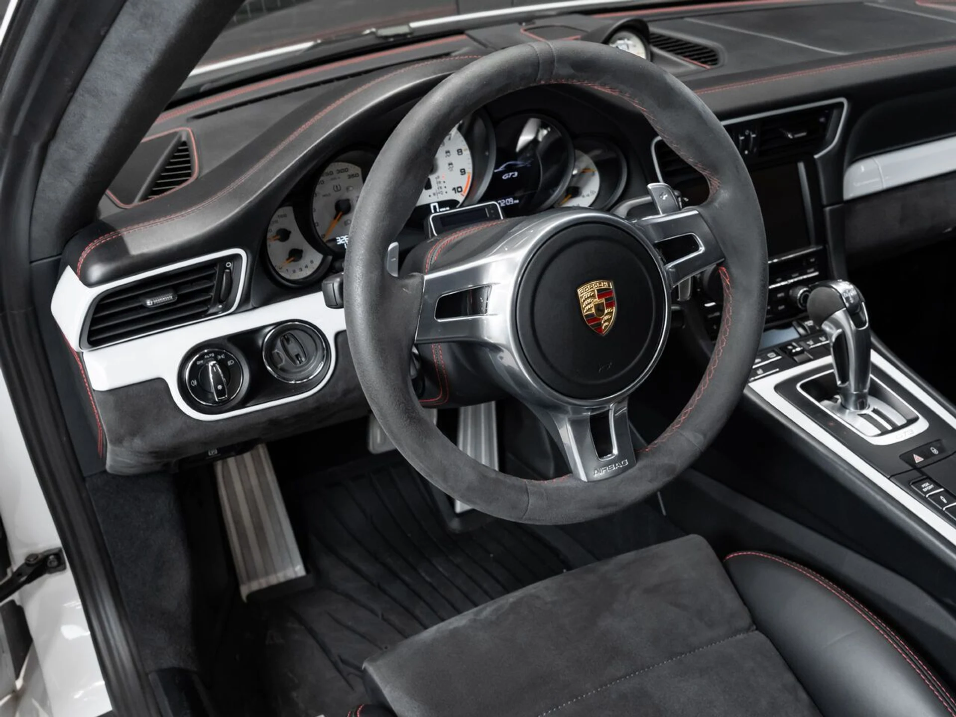 mph098_910640617_porsche_911_2015_3639877894