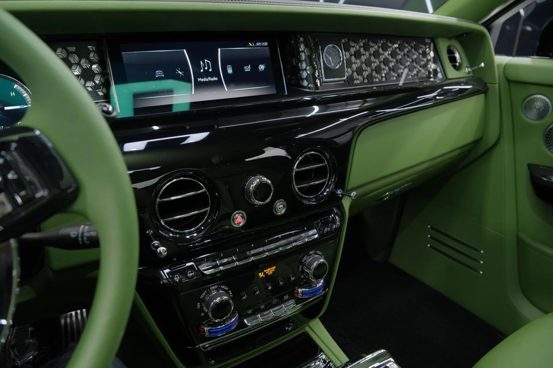 mph099_1183016447_ec99f5a8dce8c1e7c3e90424a254eb0f_d41fd1fd34