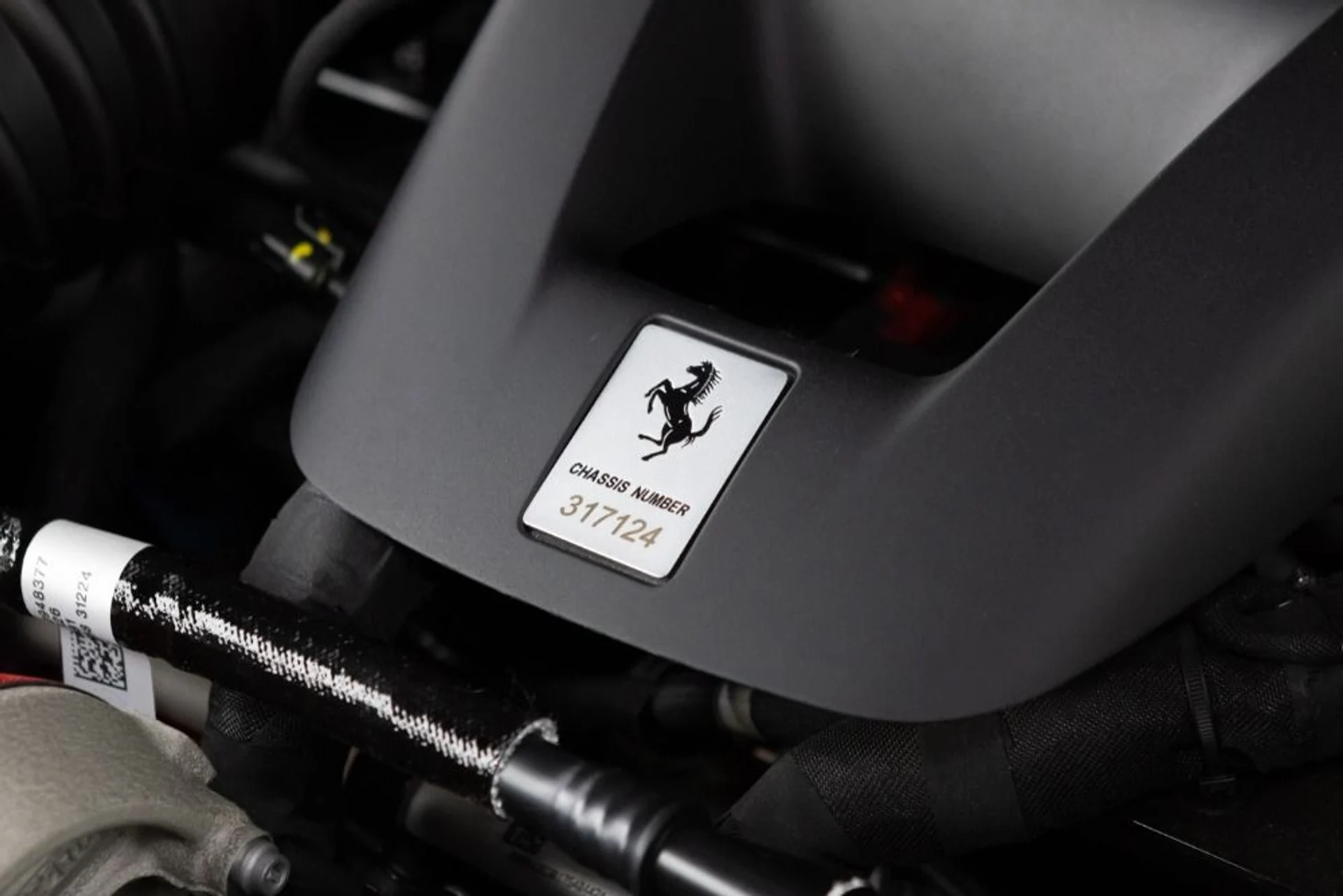 mph099_1636910621_Used_2025_Ferrari_Purosangue_1766002020_770799e4d8