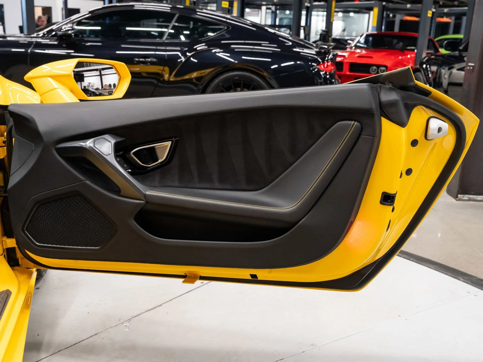 mph099_1799073148_lamborghini_huracan_2017_31179049da