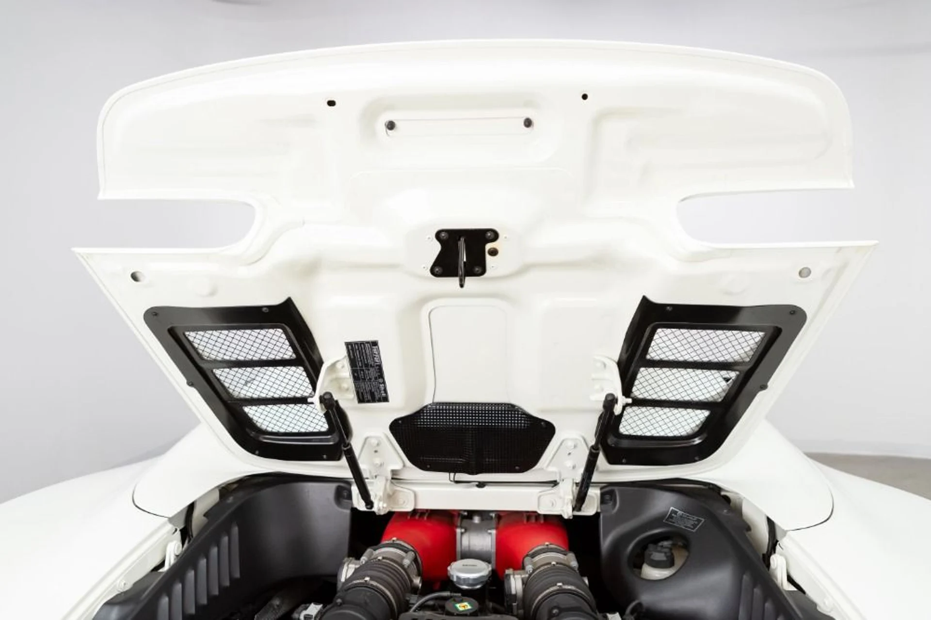 mph099_1938505229_Used_2014_Ferrari_458_Spider_1788551476_1bd76942f0