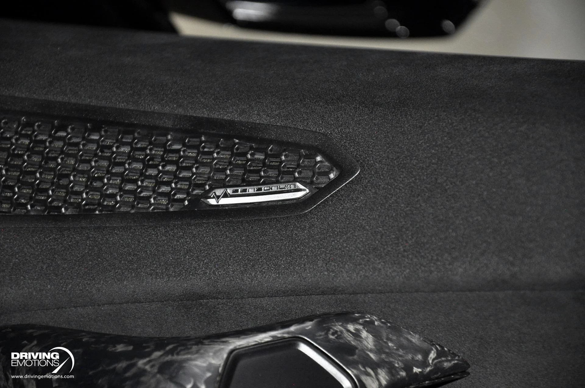 mph099_1981521316_863_p100_l_85d67ca43e