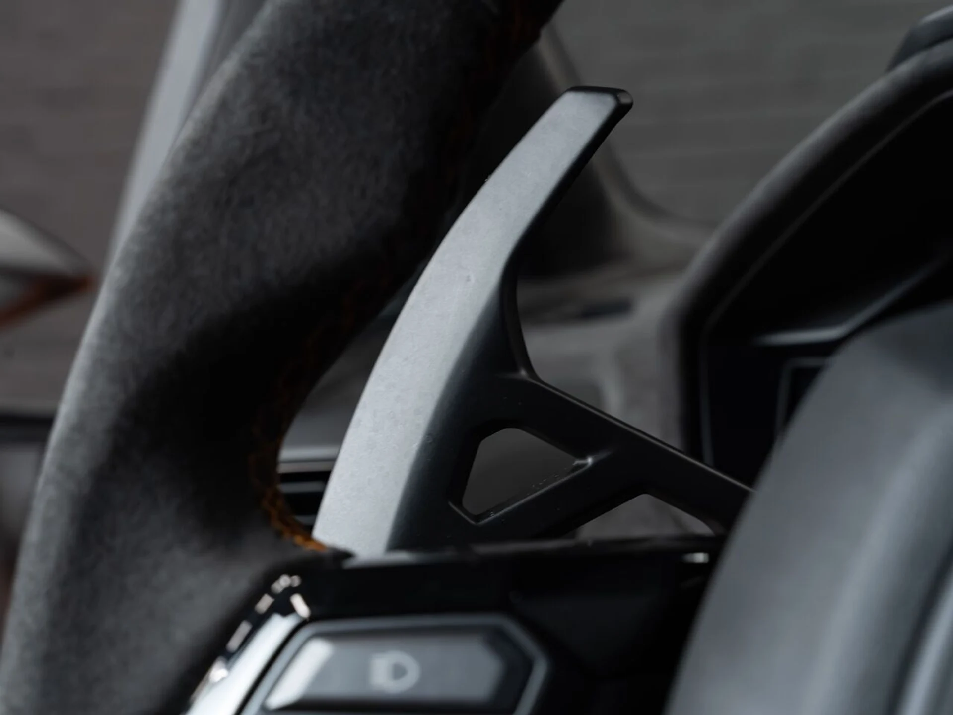 mph099_212654361_lamborghini_huracan_2023_a4f902e180