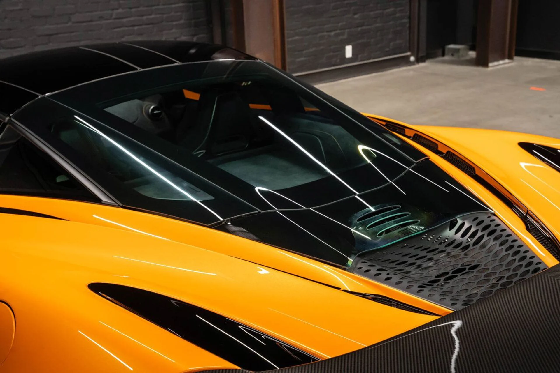 mph099_2288525895_mclaren_765lt_2021_70086790ff