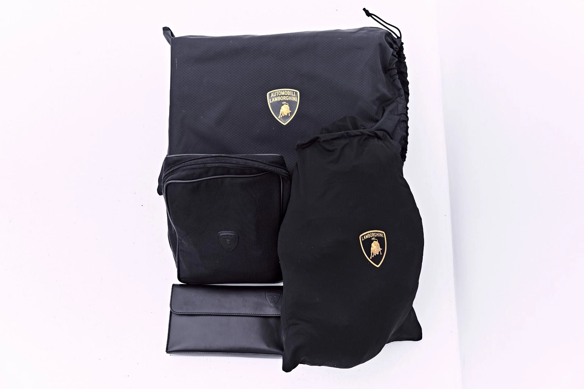 mph099_2452230024_Used_2021_Lamborghini_Aventador_SVJ_Base_1784080327_15ae018f8c