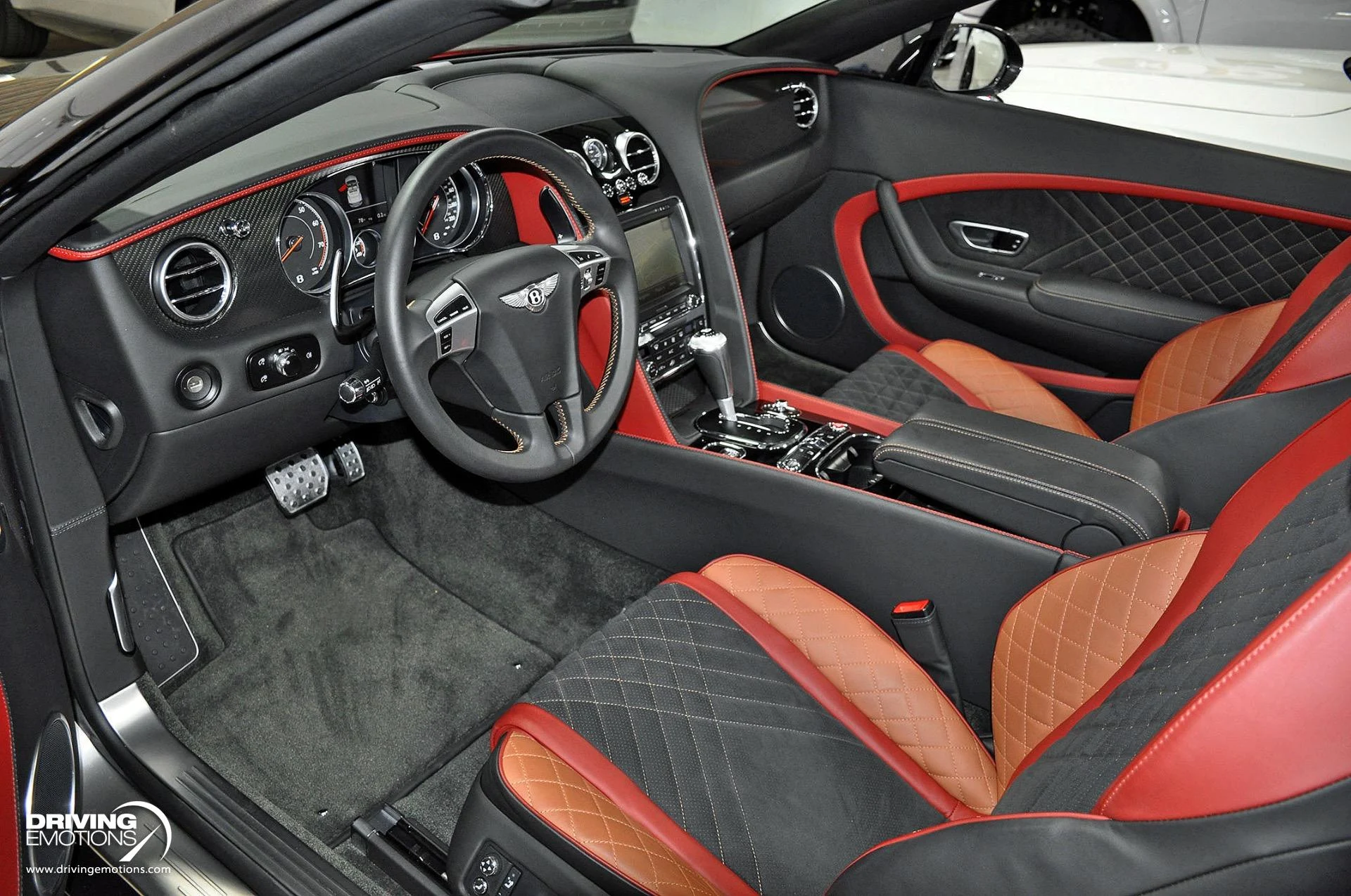 mph099_2916355919_891_p100_l_1868002363